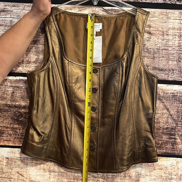 Cold Water Creek Spirit leather vest - Picture 8 of 10